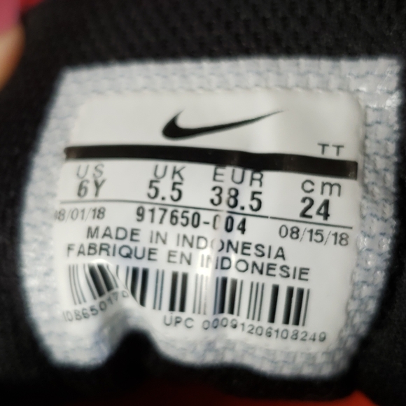 Nike Air shoes - Picture 8 of 9